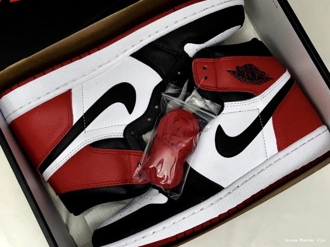 555088-125 Air Black 1 Jordan Toe Retro 0624